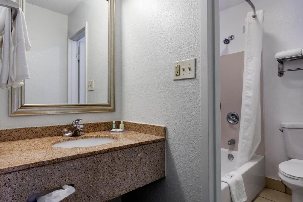 Quality Inn Near Fort Liberty formerly Ft. Bragg Image 22