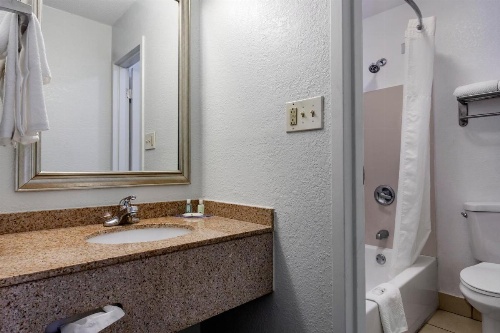 Quality Inn Near Fort Liberty formerly Ft. Bragg image 22